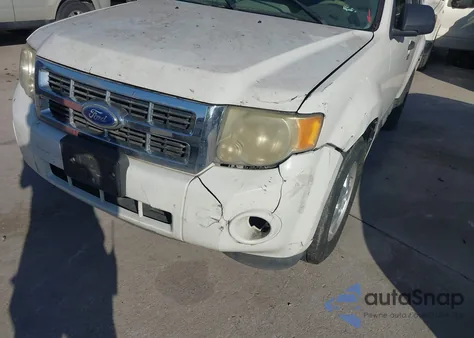 2011 Ford Escape Xlt from USA, damaged, VIN 1FMCU0D74BKA21462